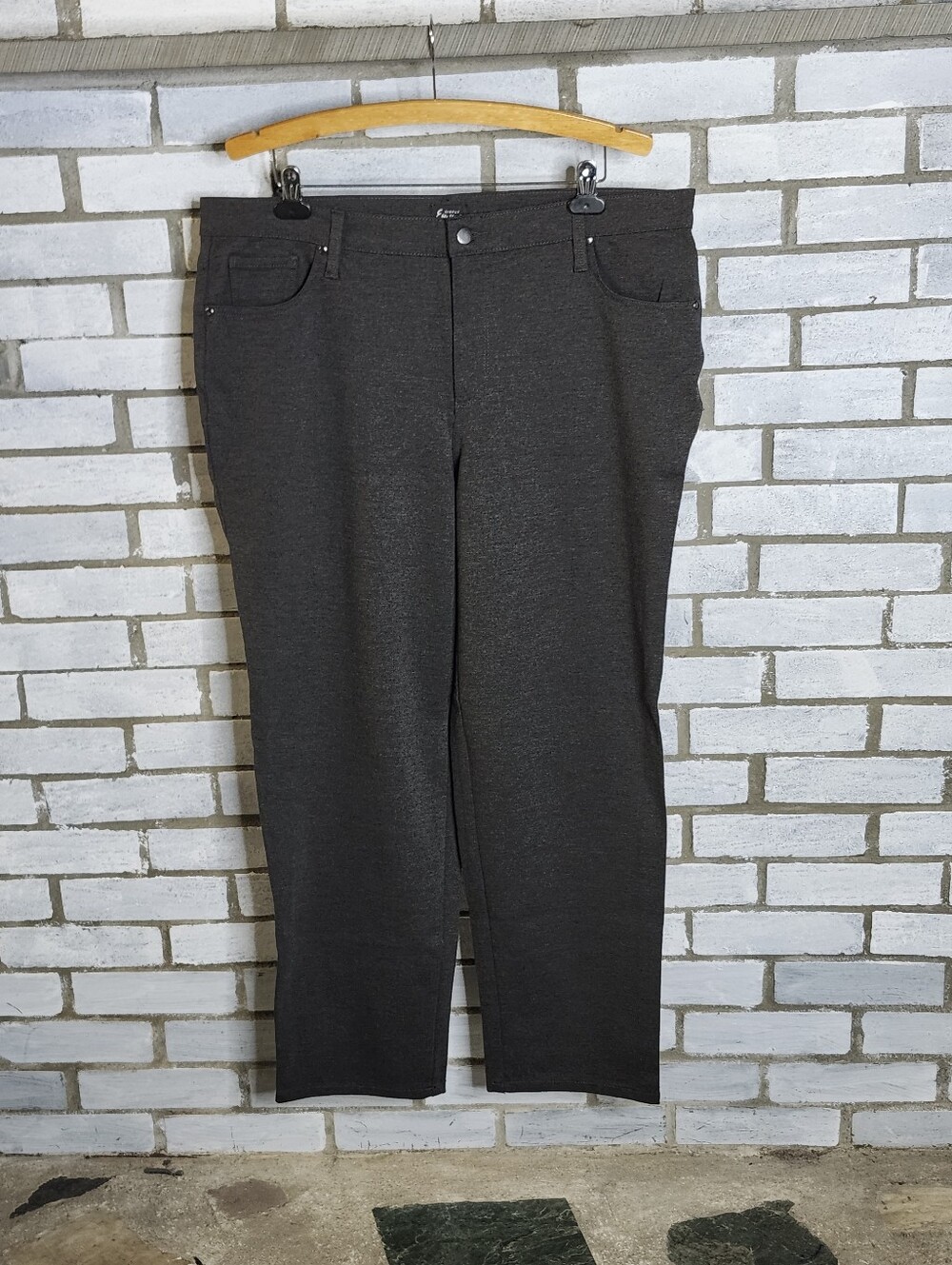• Simply Emma Women's High-Rise Dress Pants Plus Sz 18W Gray 5 Pockets Stretch